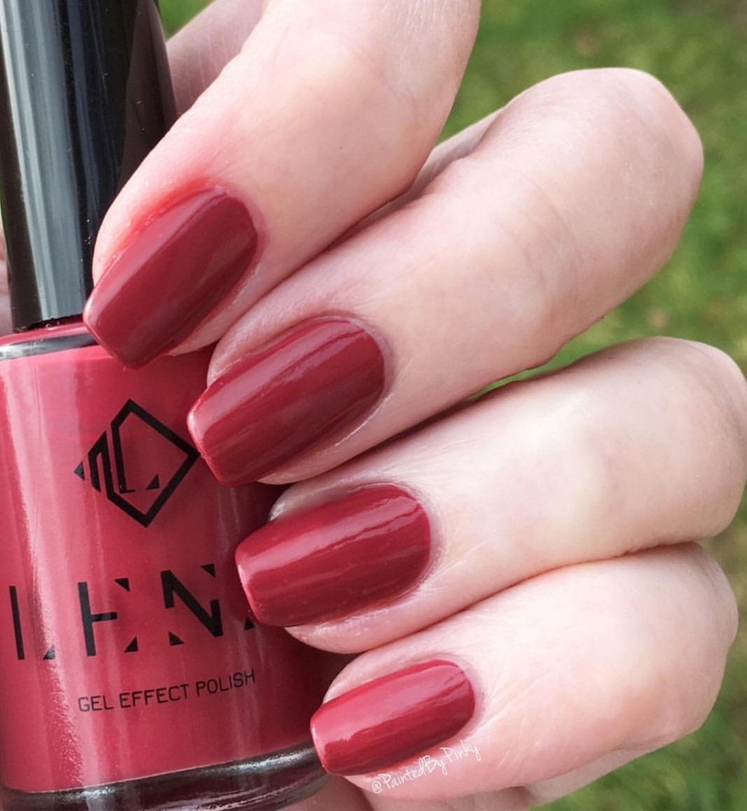 NAIL-SWATCH-PRETTY-LITTLE-NAILS-HE-LOVES-ME