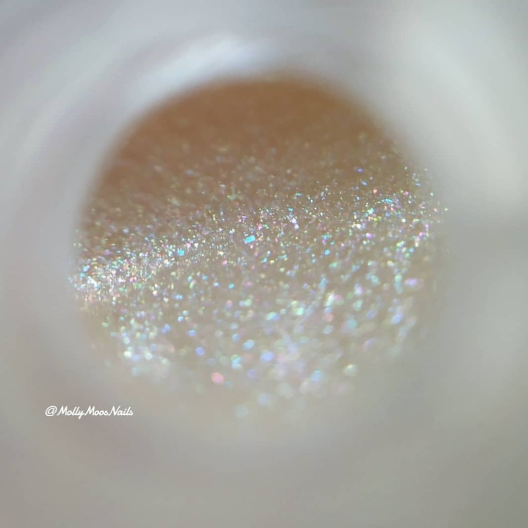 pearlescent-nail-polish-pretty-little-nails